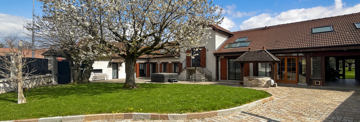 Maison 8 Pièces 210 m² à vendre à Évry-Grégy-sur-Yerre (77166)