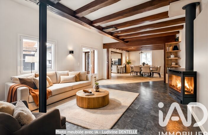 Vente Maison/villa 8 pièces — photo 2