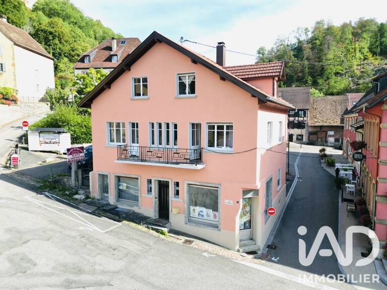 Vente Maison/villa 9 pièces — photo 1