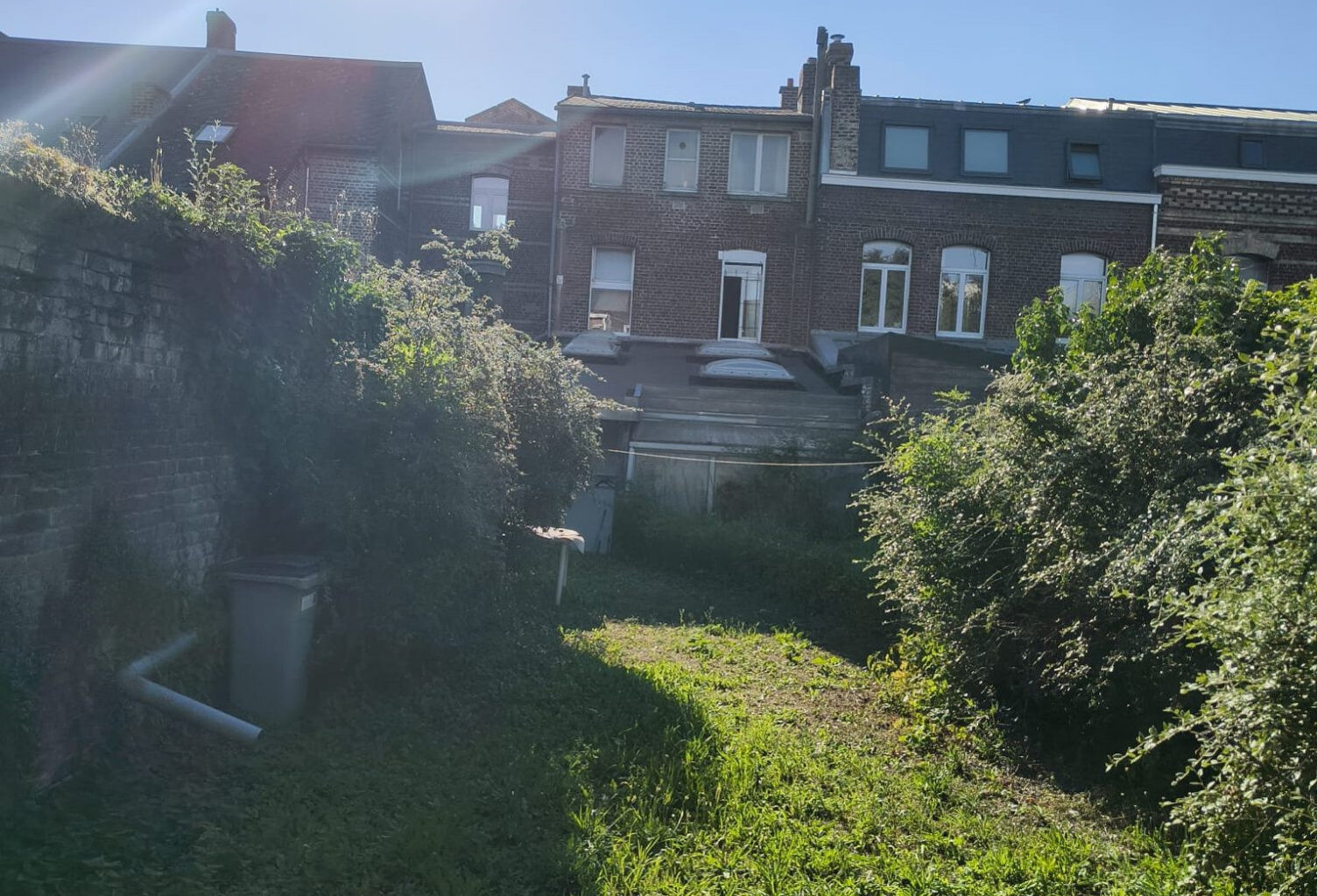 Immeuble composé de 3 lots avec un local professionnel au RDC e — photo 1
