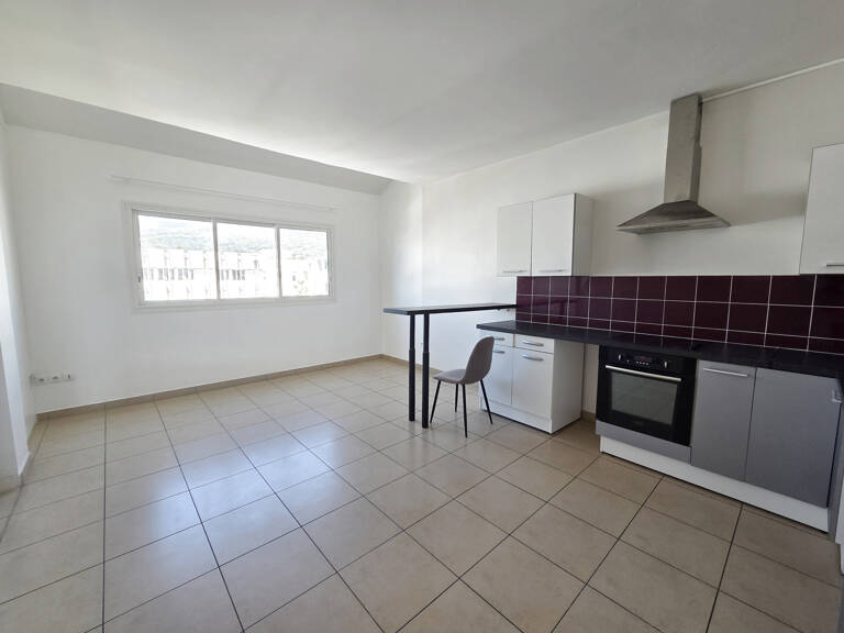 A louer T3 grande surface Saint Denis Carré d'Or — photo 1