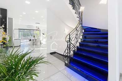 Maison 9 pièces 1599000 €