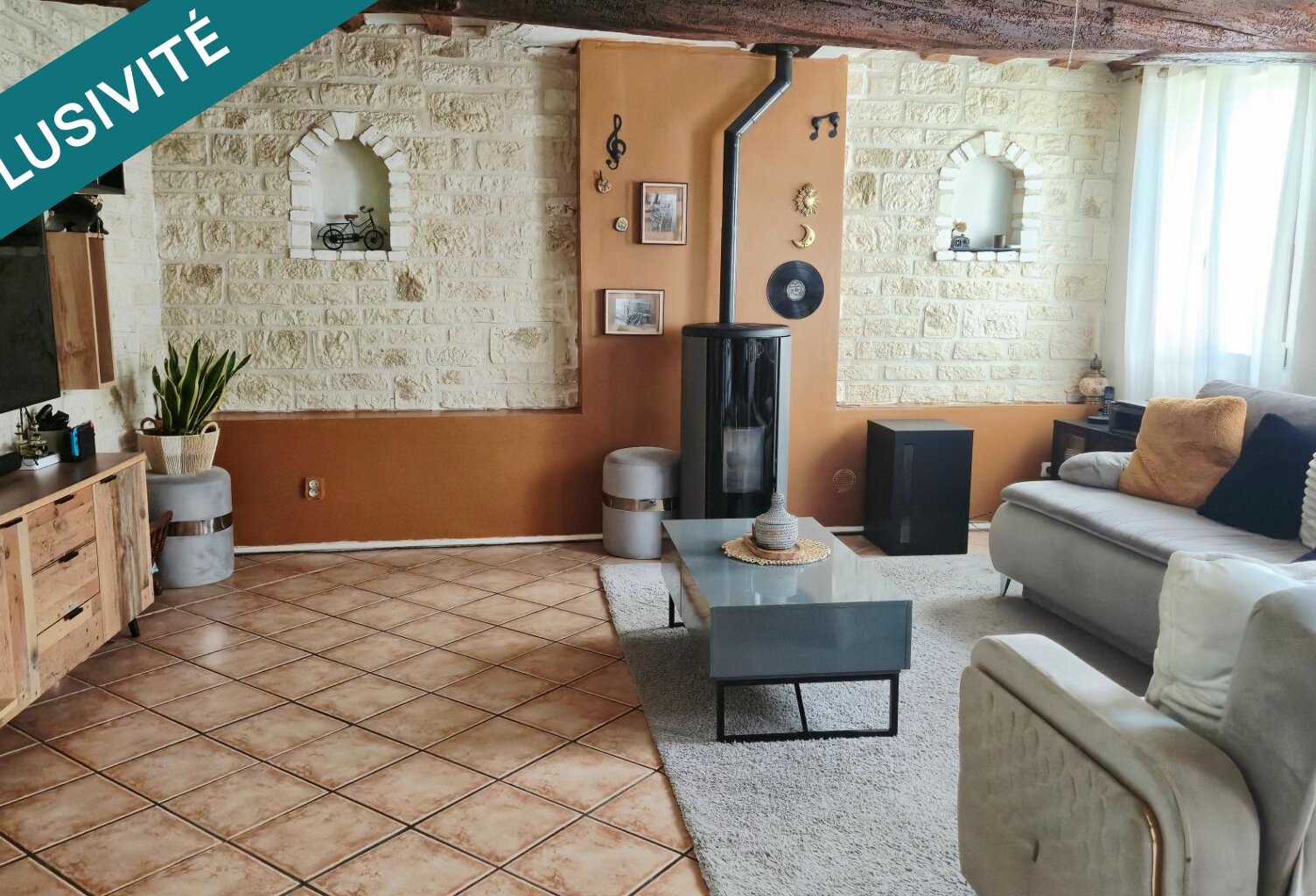 Maison mitoyenne avec terrasse et 4 chambres — photo 1