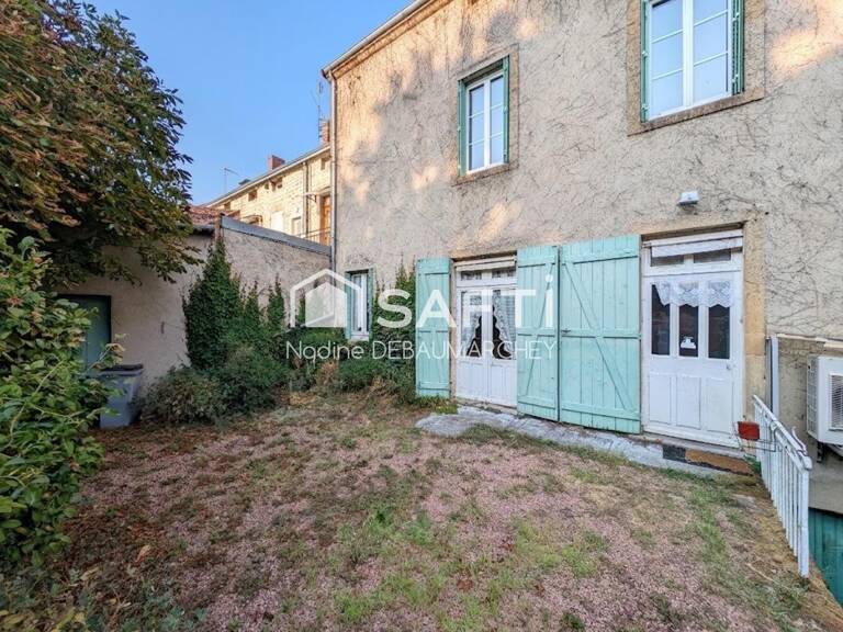 Maison de ville de caractère : beaux volumes, jardin et fort potentiel — photo 1