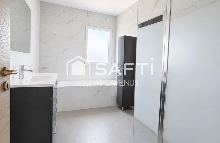 A VENIZEL 02, MAISON DE PLAIN PIED DE 140 M2 AVEC GARAGE SUR SON TERRAIN DE 1740 M2. — photo 3