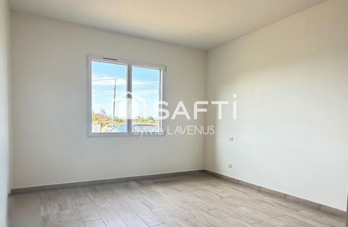 A VENIZEL 02, MAISON DE PLAIN PIED DE 140 M2 AVEC GARAGE SUR SON TERRAIN DE 1740 M2. — photo 5