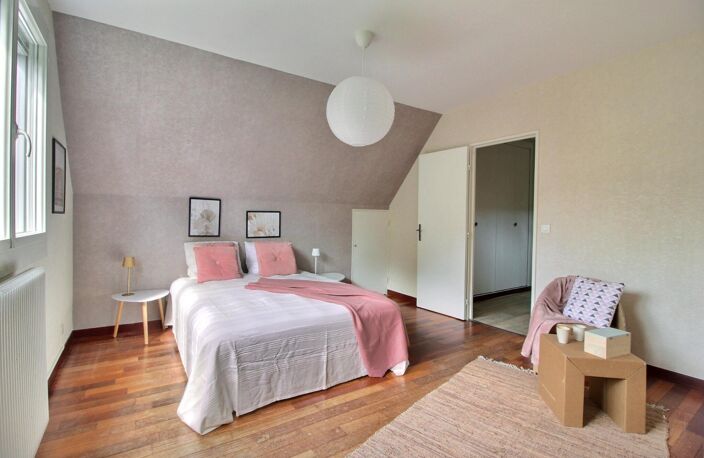 Maison familiale très bien placée dans le Parc des Aigles — photo 4