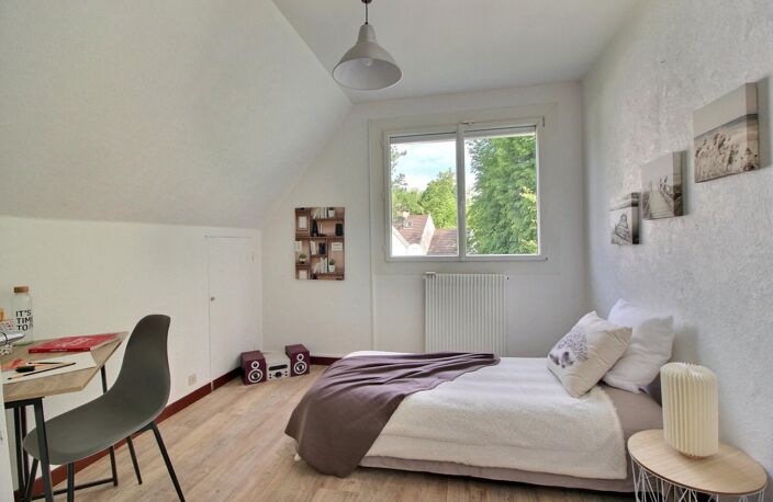 Maison familiale très bien placée dans le Parc des Aigles — photo 5
