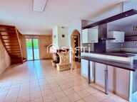Maison familiale avec piscine, appartement indépendant — photo 4