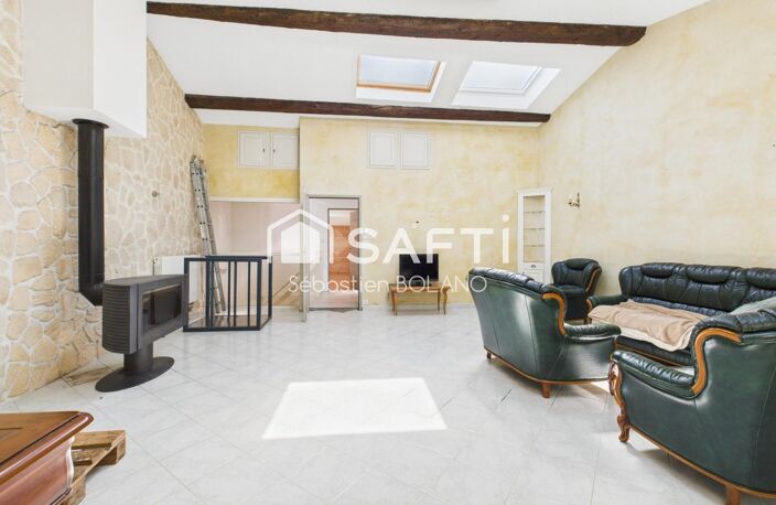 Maison de village de 195 M2 avec jardin - Moux. — photo 2