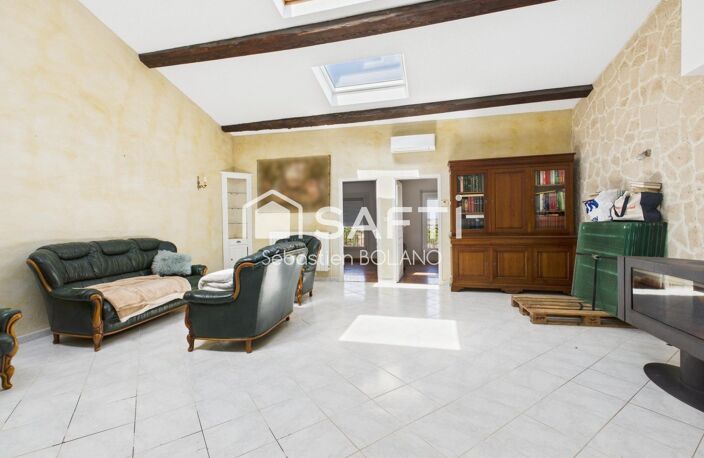Maison de village de 195 M2 avec jardin - Moux. — photo 3