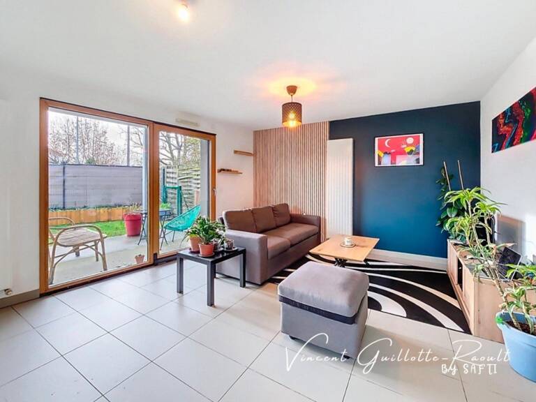 Appartement T3 avec jardin  place de parking — photo 1