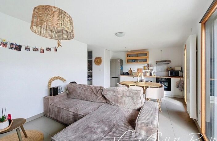 Appartement T3 64m² - Vendu nu, libre de locataire, idéal pour une résidence principale  - 1 place de stationnement — photo 2