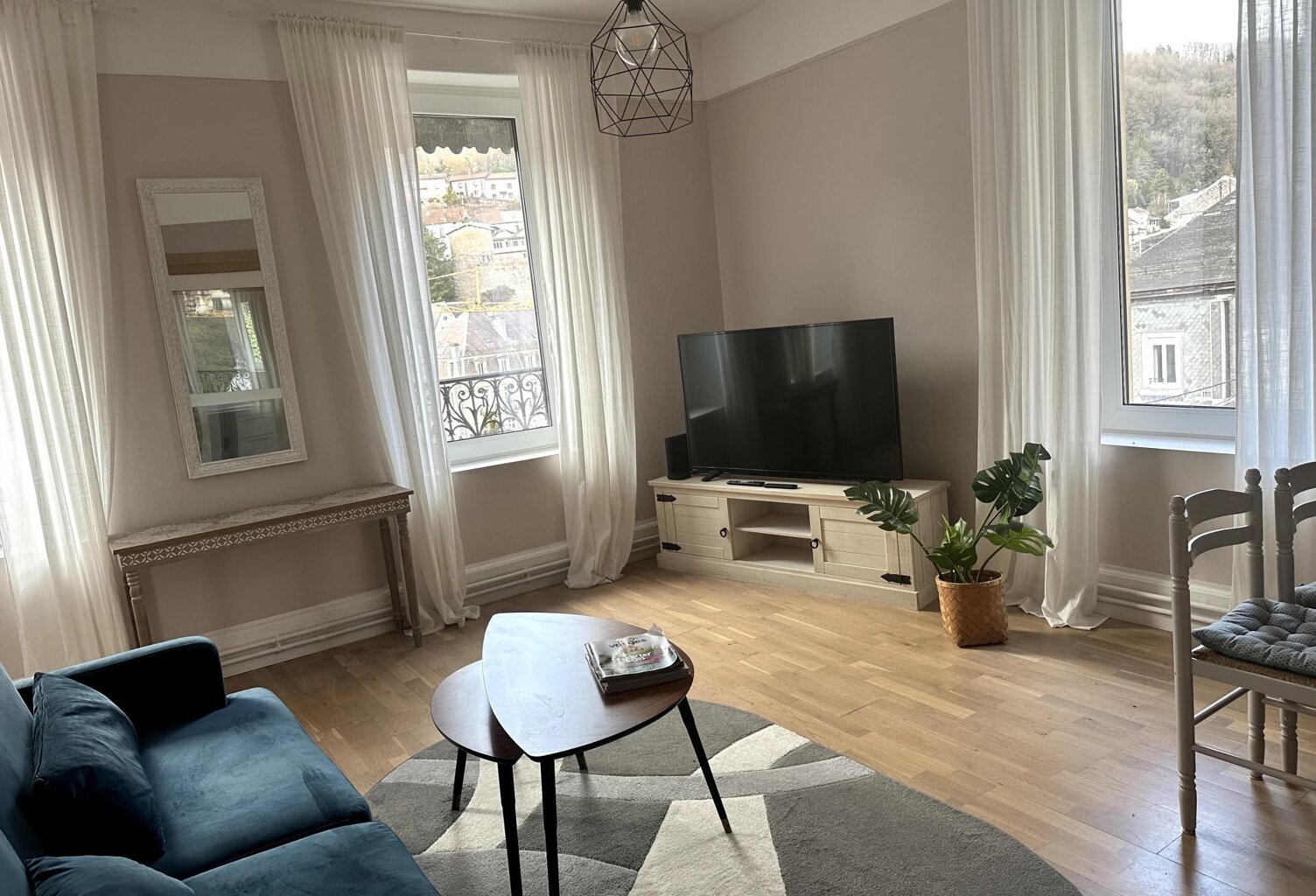 Appartement Rénové avec belle vue à Plombieres les bains — photo 1