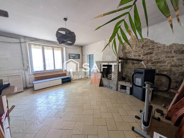 Maison de bourg avec jardin arboré — photo 1