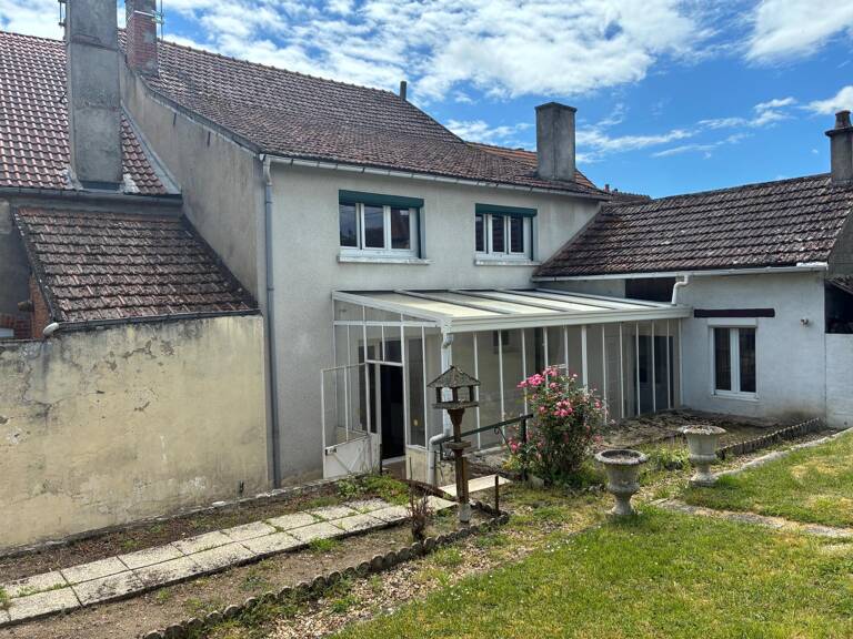 MAISON FAMILIALE AVEC 5 CHAMBRES, TERRAIN CLOS ET GARAGE — photo 1