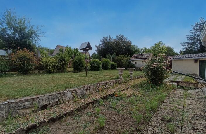 MAISON FAMILIALE AVEC 5 CHAMBRES, TERRAIN CLOS ET GARAGE — photo 3