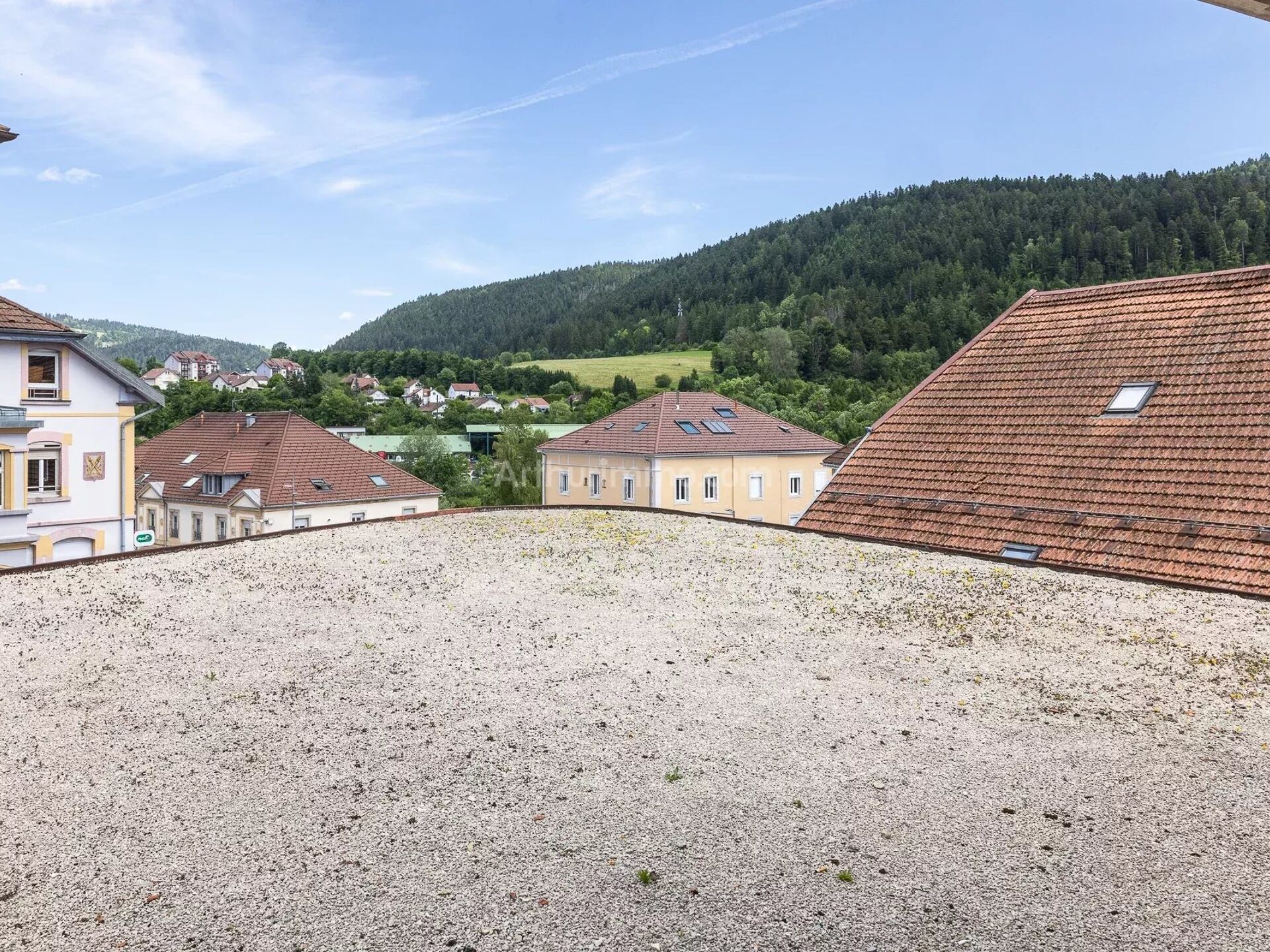 Acheter appartement de 3 pièces 68 m² 272 000 € à Villers-le-Lac (25130) : une annonce Arthurimmo.com — 2