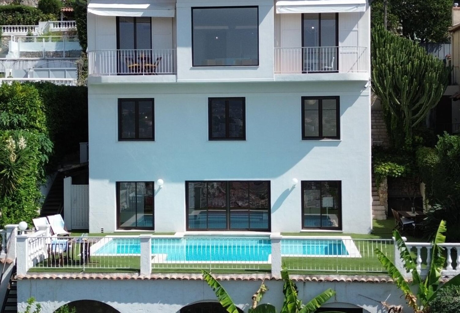 Vente maison 5 pièces 261 m² Nice (06300) — photo 1