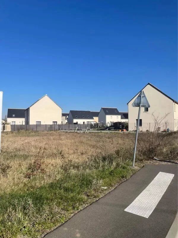 Terrain Constructible 700m²