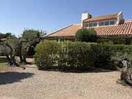 EXCLUSIVITE : Mouriès, proche village et commerces , maison de plain pied — photo 3