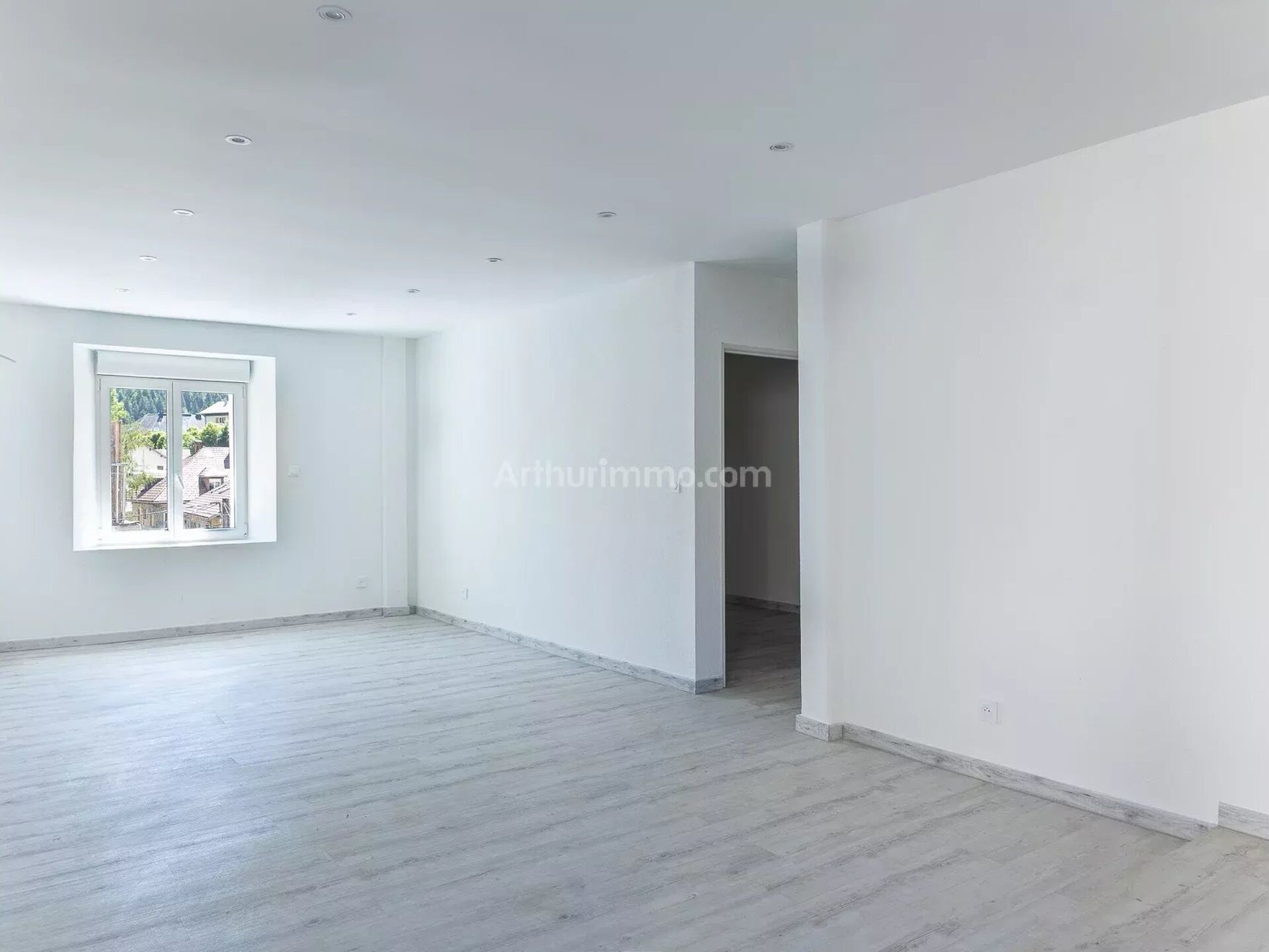 Appartement 2 pièces 55 m² · à Villers-le-Lac · 55 m² · 195 000 €