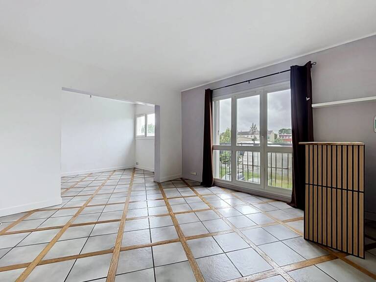 Yerres - Résidence Gambetta - Appartement 4 pièces — photo 1