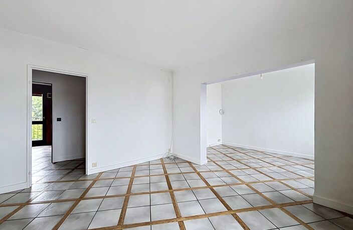 Yerres - Résidence Gambetta - Appartement 4 pièces — photo 3