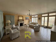 MAISON DE VILLE A RENOVER - FORT POTENTIEL - GARAGES COUR — photo 4