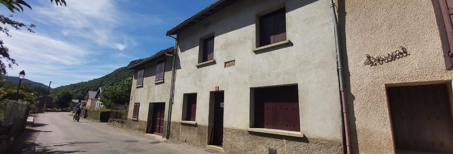Maison 4 Pièces 97 m² à louer à Orgeix (09110)