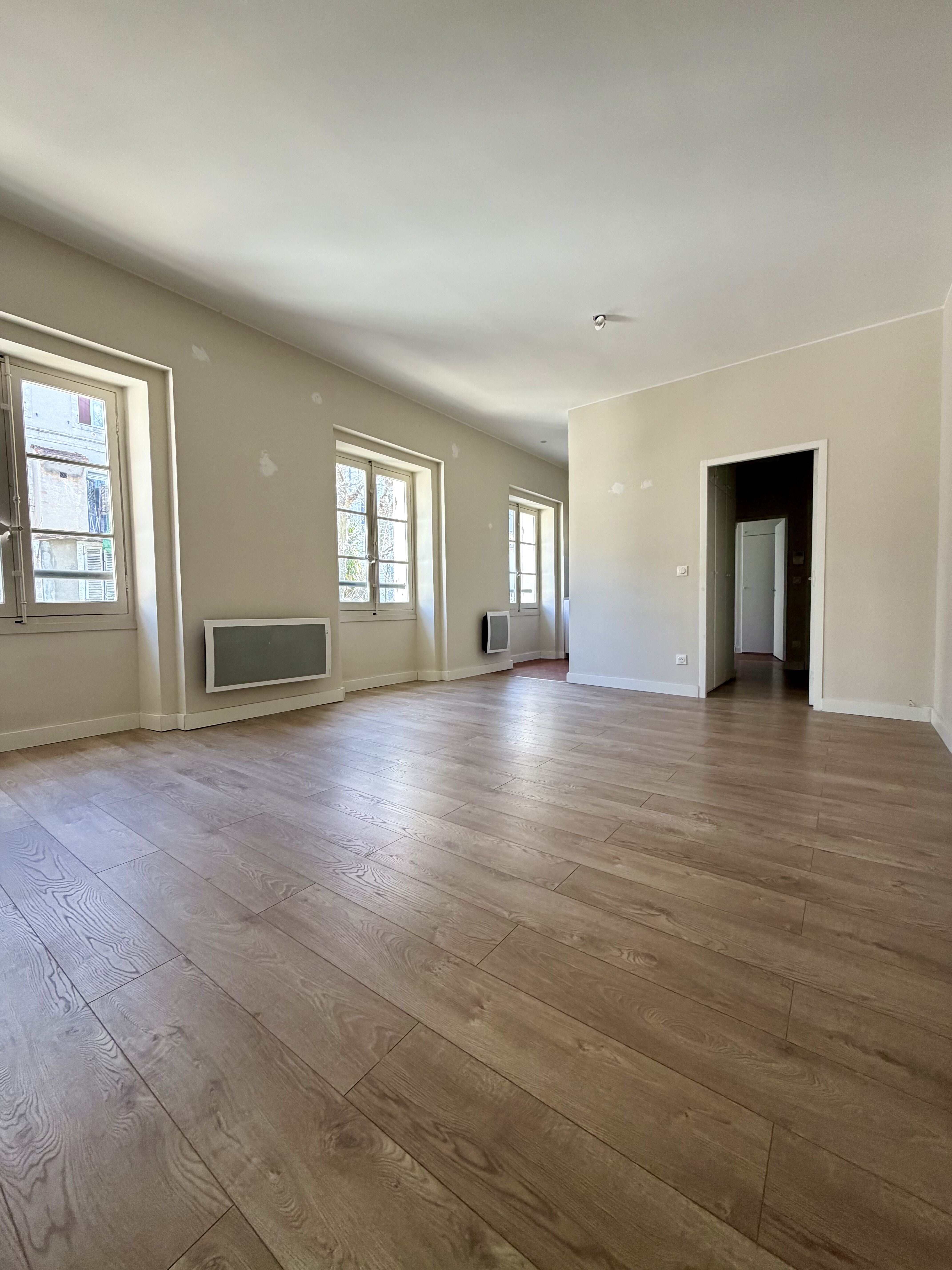 Appartement  T2 à louer Marseille 6eme 13006