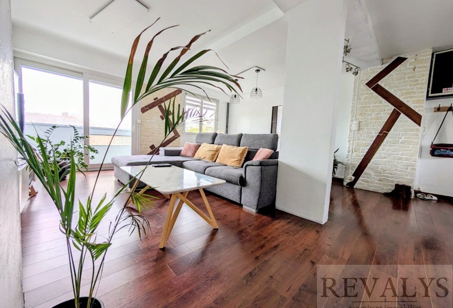 Appartement — photo 1
