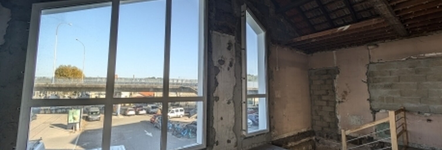 Commerce  110 m² à vendre à Bordeaux (33100)