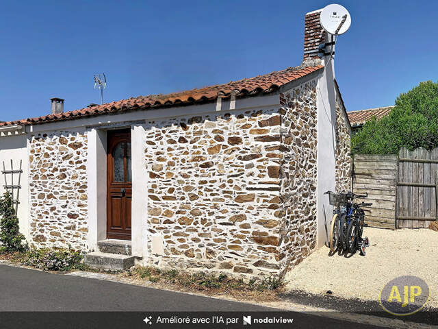 ILE D'OLONNE , proche de Les Sables d'Olonne, maisonnette une pièce. — photo du bien