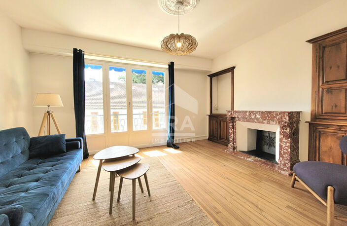 PAU CENTRE - location meublée - Appartement 5 pièces 132 m² avec balcon et garage — photo 2