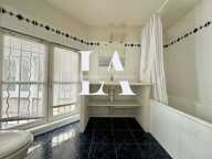 Duplex de charme sur cour -  Rue des Petites Écuries — photo 4