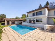 Une architecture contemporaine ouverte sur un panorama d'exception — photo 2