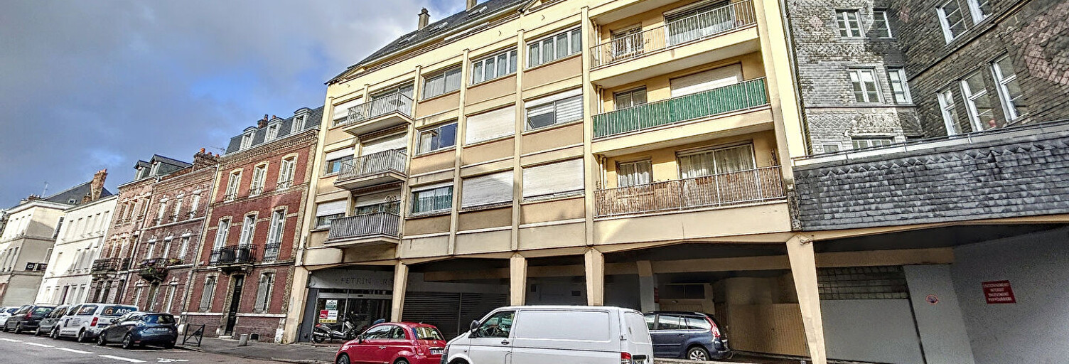 Garage   m² à louer à Rouen (76000)