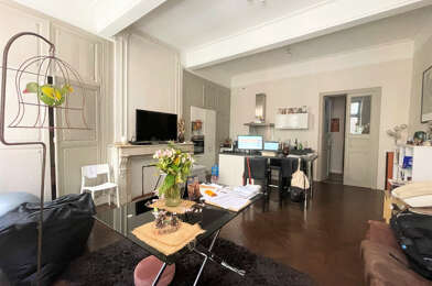 Appartement 3 pièces 806 €