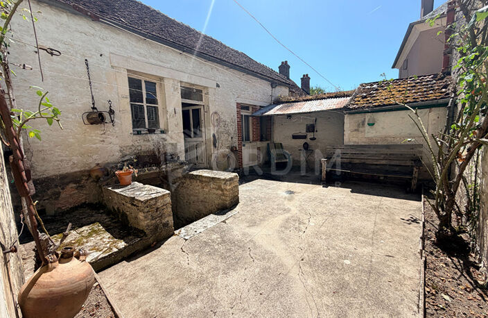 Maison de village Tanlay en pierre à rénover — photo 2