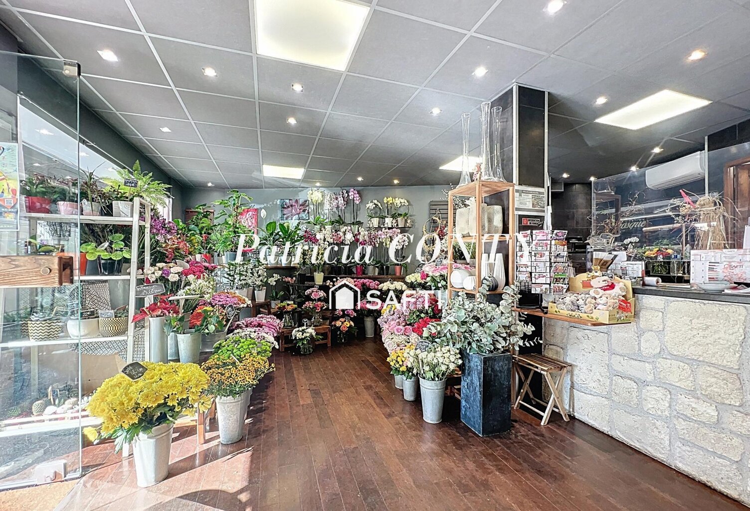 A CEDER DROIT AU BAIL   BOUTIQUE DE FLEURS — photo 1
