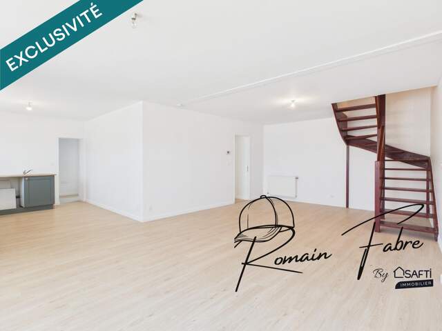 Maison entièrement rénovée avec goût mélangeant modernisme et authenticité — photo du bien
