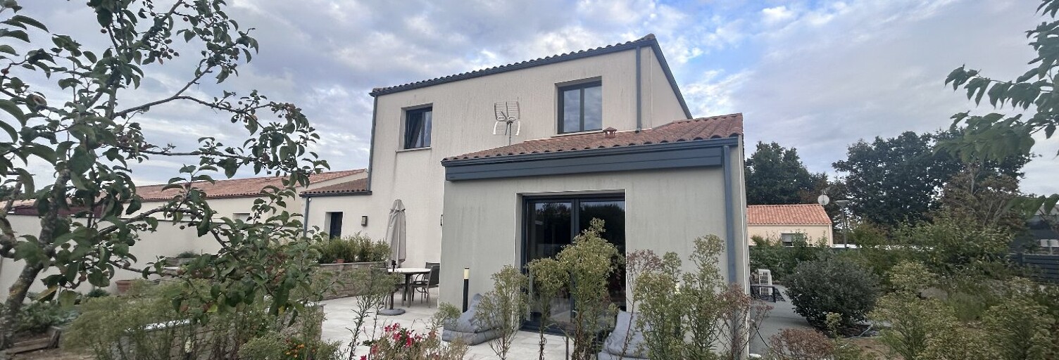 Maison 5 Pièces 148 m² à vendre à Les Achards (85150)