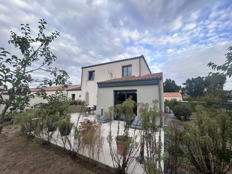 Maison — photo 1