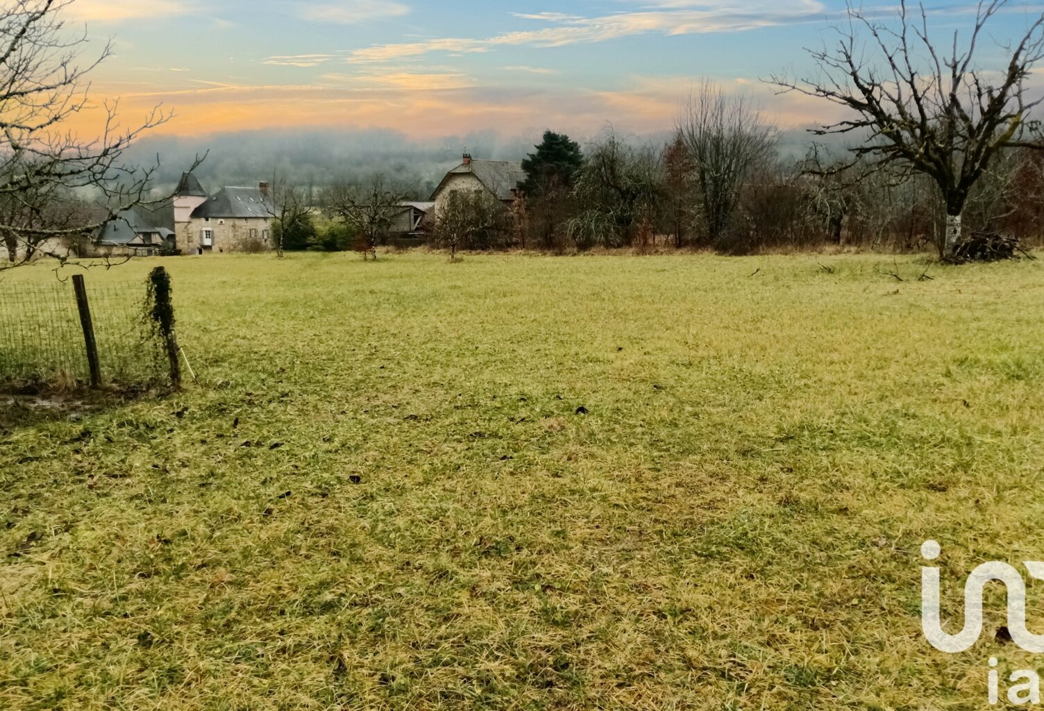 Vente Terrain à bâtir 3 843 m&sup2; — photo 1