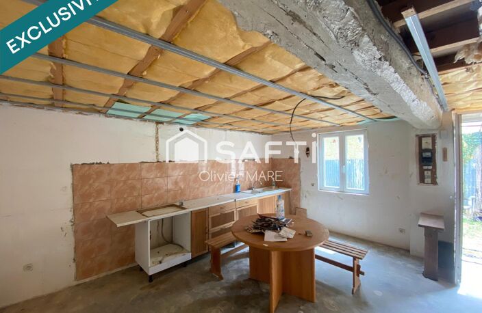 Maison 76 m², à restaurer, 2 niveaux, terrain de 500 m², Le Ménil de Briouze — photo 4