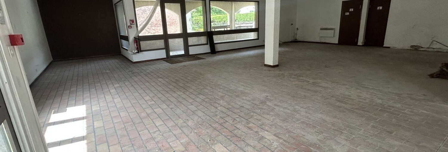 Commerce  291 m² à vendre à Bielle (64260)