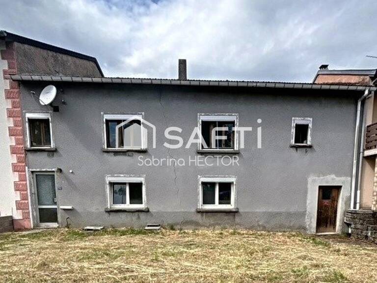 Maison de village avec fort potentiel à rénover — photo 1