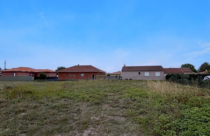 Terrain constructible de 975 m² à Andrest — photo 2