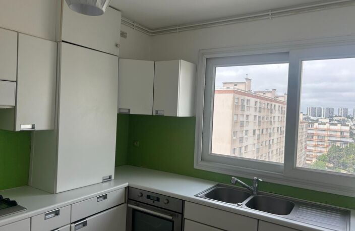 Appartement très lumineux, lumière traversante, rénovation soignée — photo 5